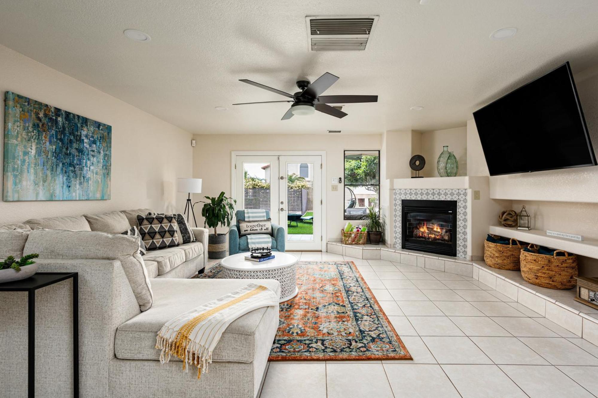 Reel Fun Centrally Located W Movie Pool Hot Tub *